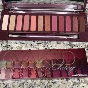 Urban Decay Naked Cherry Palette